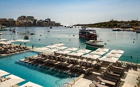 Strand Suites By Neu Collective